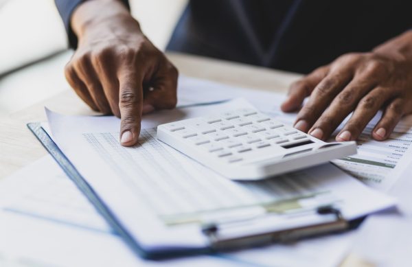 Analyzing finance numbers, accounting for income and expenses, and planning financial budgets. Mass Image Compressor Compressed this image. https://sourceforge.net/projects/icompress/ with Quality:80